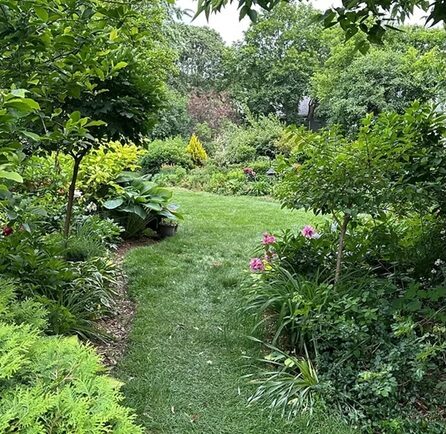 Lisle Woman’s Club 24th Annual Garden Gait